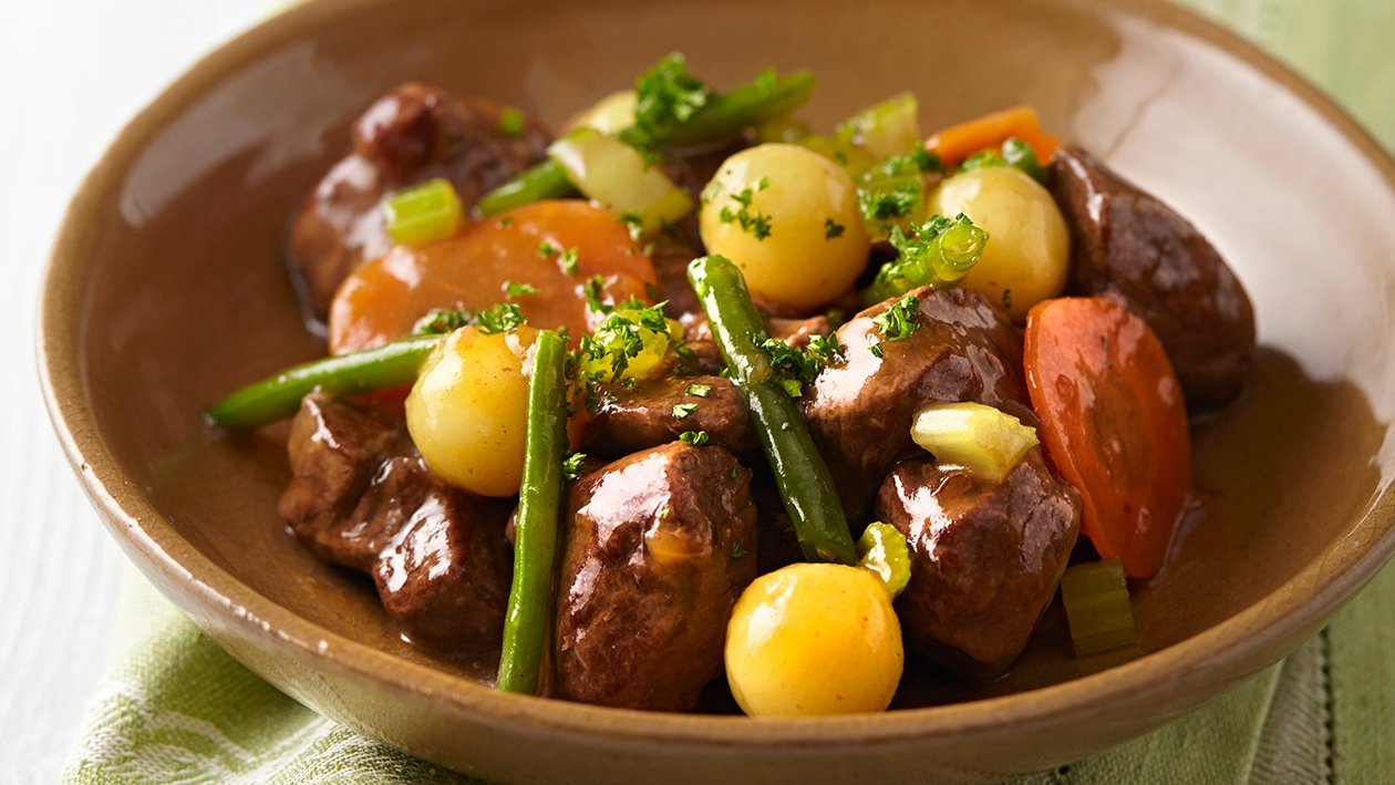 Voorjaarsragout van lams met peterselieaardappelen Voorjaarsragout van lams met peterselieaardappelen
