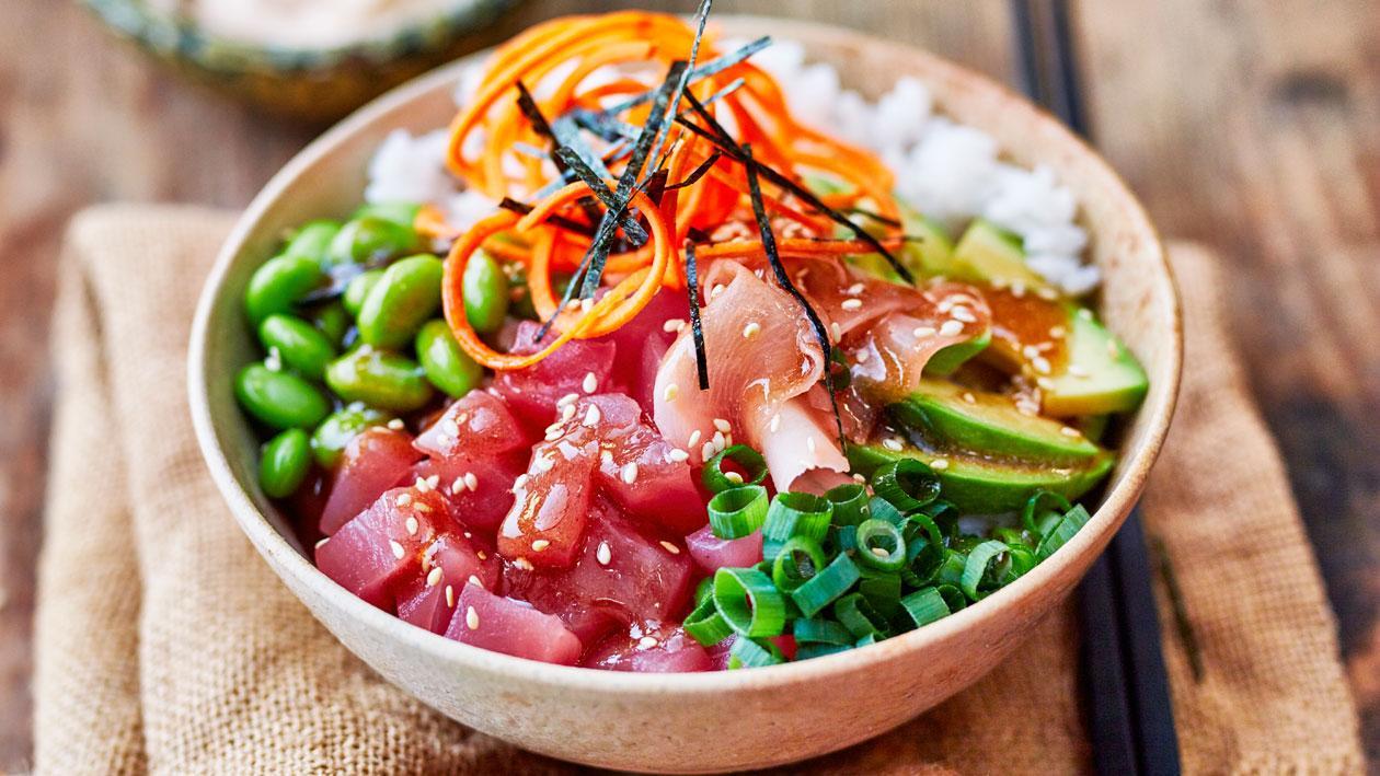 Poké bowl met tonijn en togarashi mayonaise Unilever Food Solutions