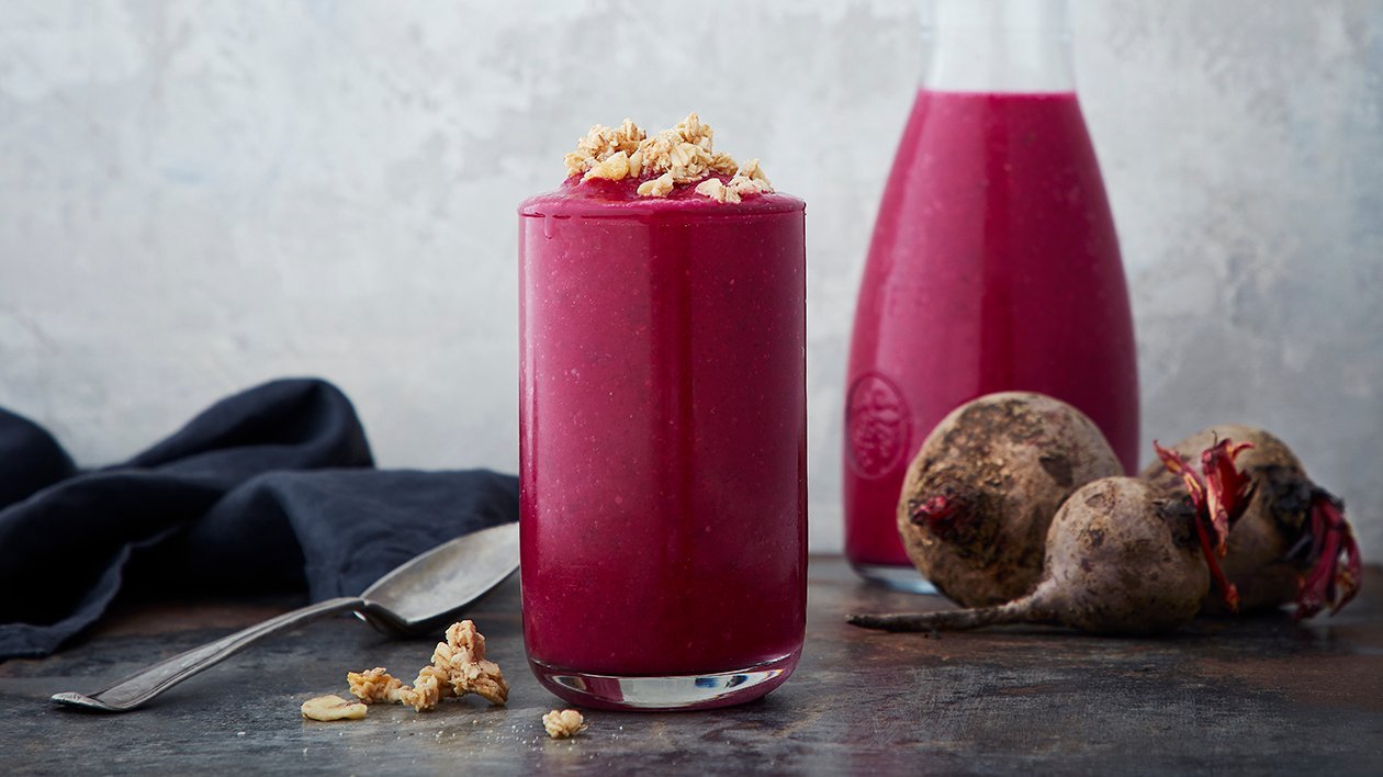 Rødbet- & jordbærsmoothie – Oppskrift Rødbet- & jordbærsmoothie – Oppskrift