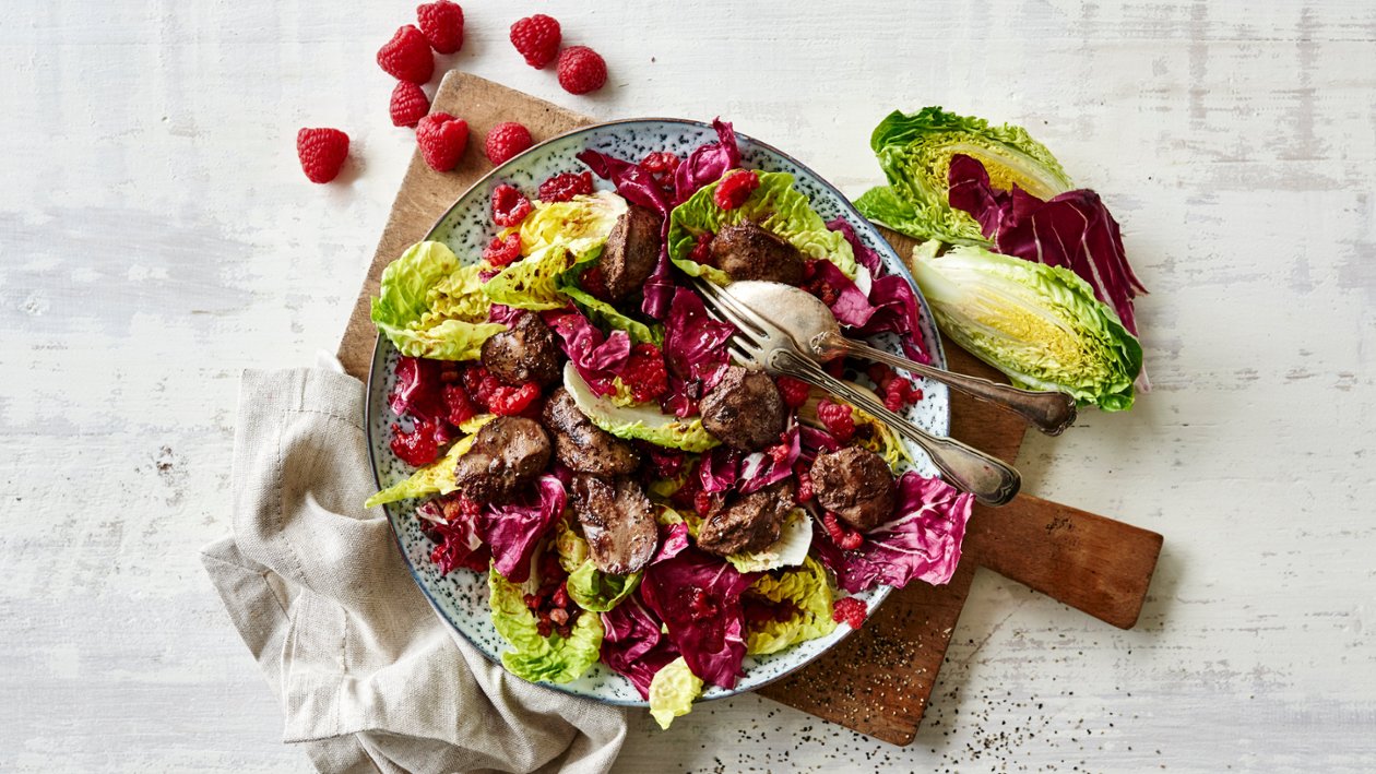 Salat med stekt kyllinglever & sesam🌍🌍🌍 – Oppskrift Salat med stekt kyllinglever & sesam🌍🌍🌍 – Oppskrift