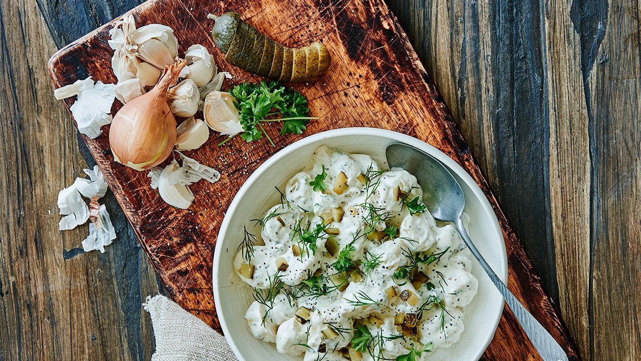Tysk Potetsalat med en tvist – Oppskrift Tysk Potetsalat med en tvist – Oppskrift