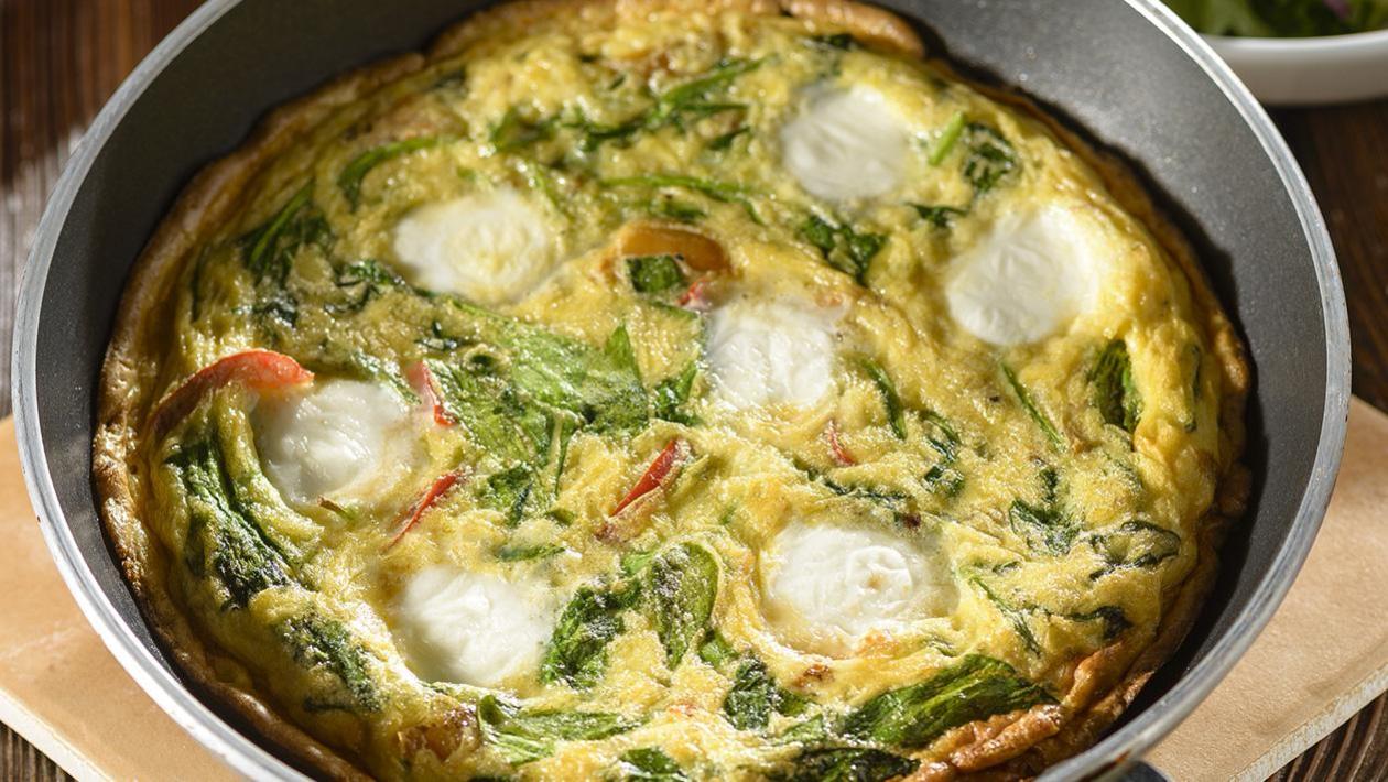 Frittata ze szpinakiem i mozzarellą Frittata ze szpinakiem i mozzarellą