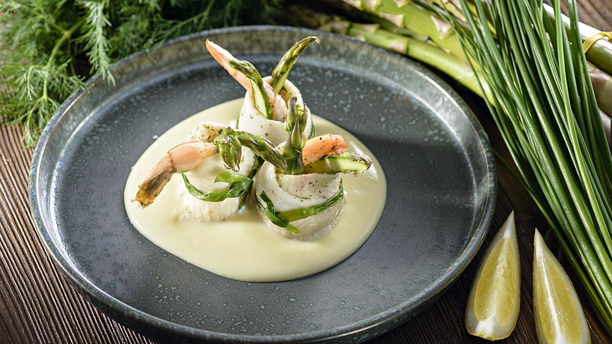 Involtini di sogliola di gamberetti – roladki z soli z krewetką na sosie cytrynowo-maślanym Involtini di sogliola di gamberetti – roladki z soli z krewetką na sosie cytrynowo-maślanym