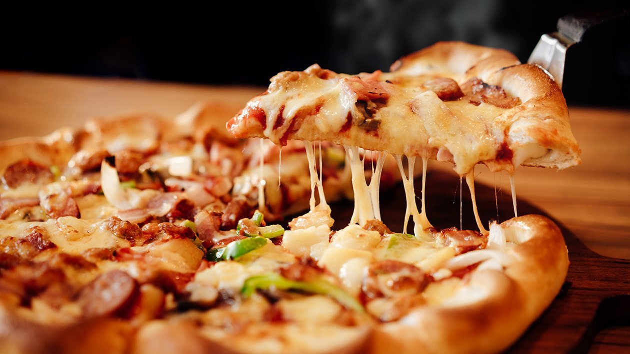 Pizza Rzeźnicka - Wiejska Pizza Rzeźnicka - Wiejska