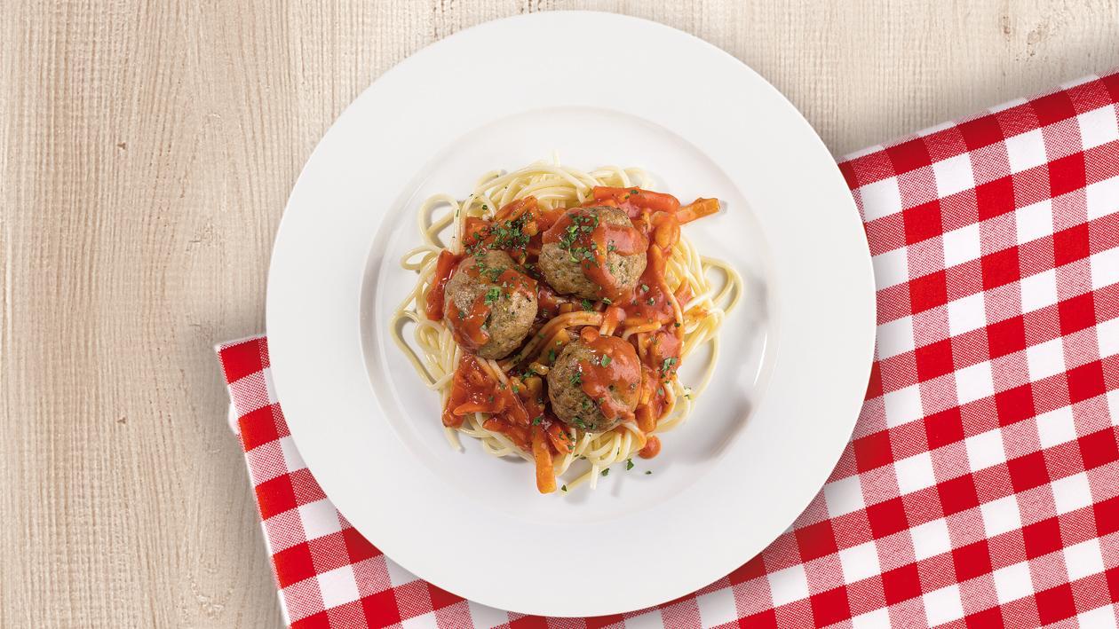 Spaghetti Napoli z klopsikami mięsnymi Spaghetti Napoli z klopsikami mięsnymi
