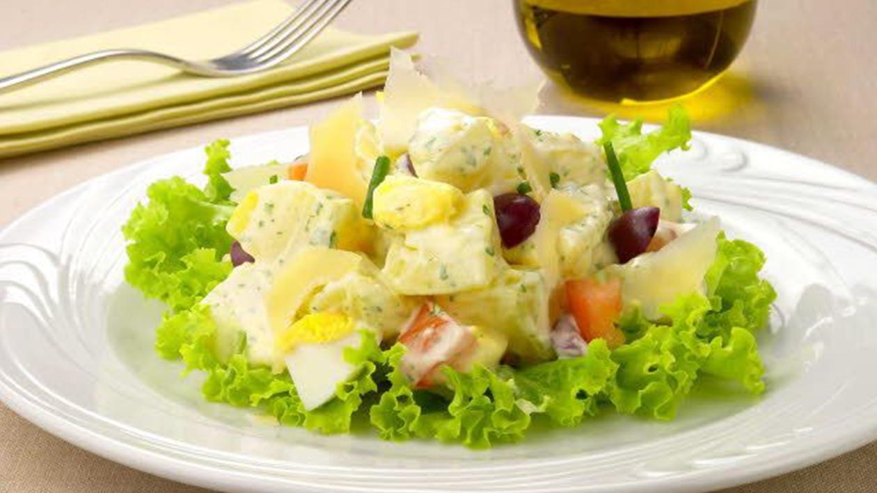 Maionese de Batata com Parmesão Maionese de Batata com Parmesão