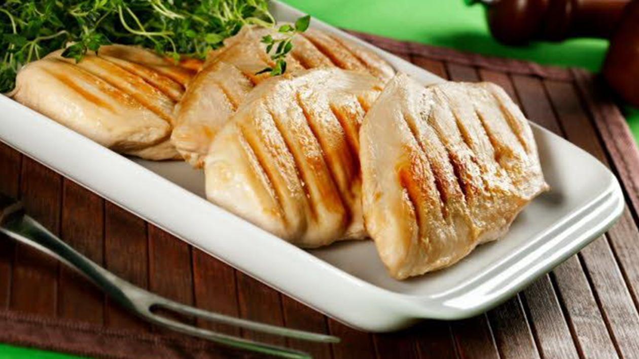 Peito de Frango Grelhado com Limão Peito de Frango Grelhado com Limão