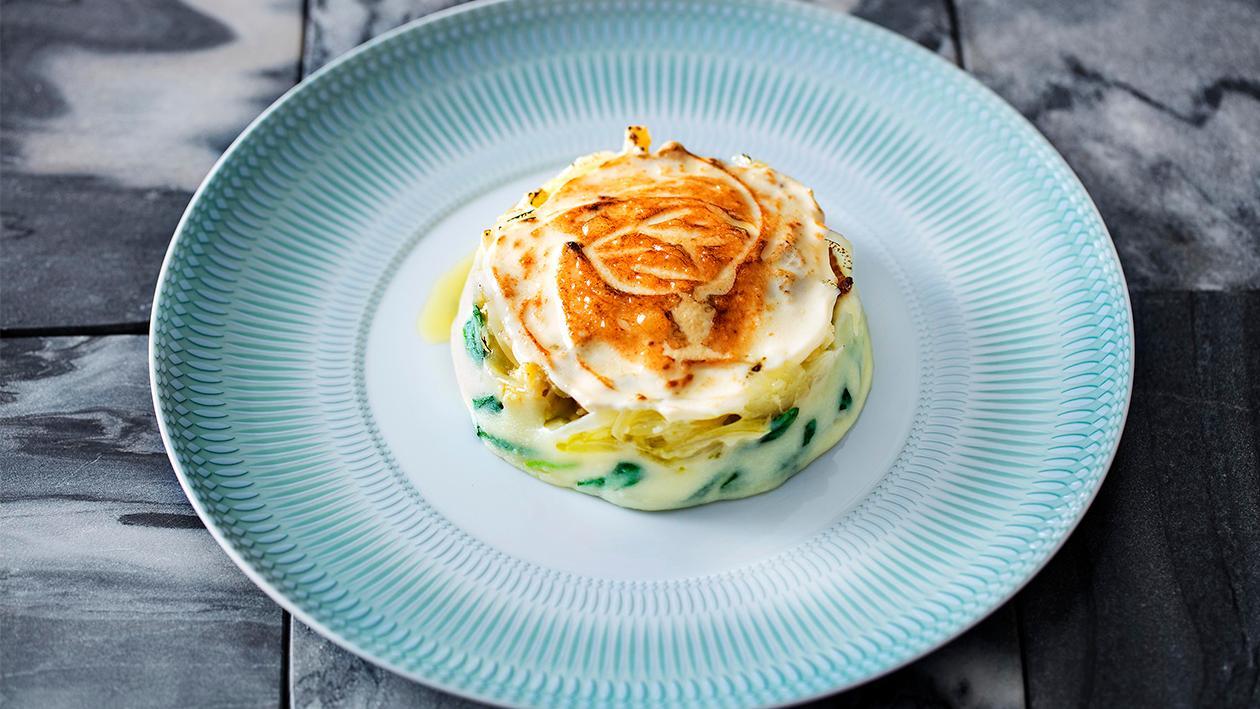 Bacalhau de Cebolada com Puré de Espinafres e Maionese