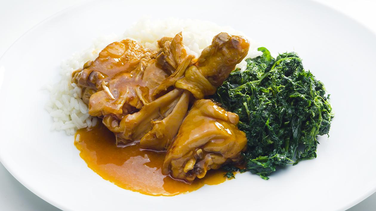 Coxas de Frango estufado com arroz branco e espinafres