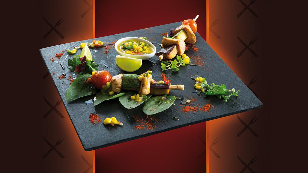 Espetada de Frango e Legumes com Molho de Manga