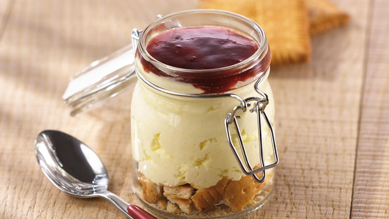 Mousse Talhada com Bolacha de Aveia e Topping de Frutos Silvestres