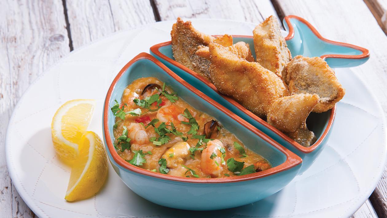 Peixe Frito Com Açorda De Camarão