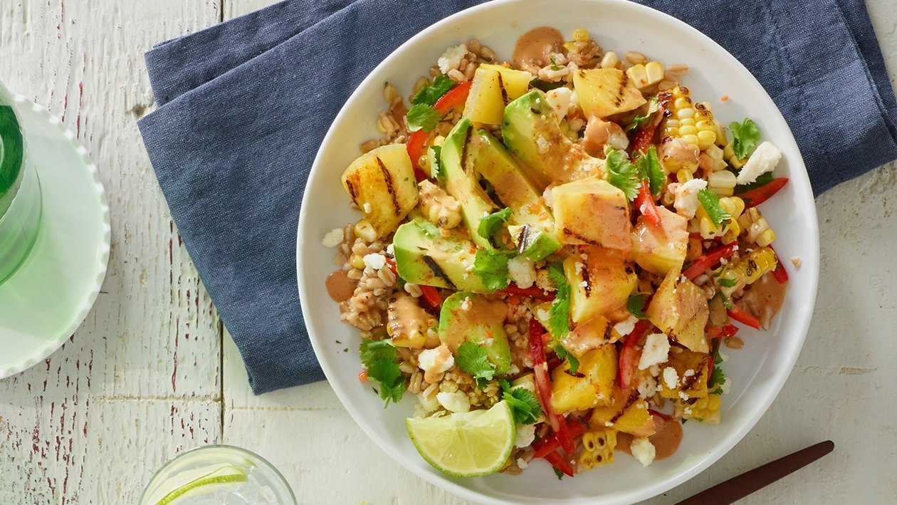 Salada de Bulgur com Ananás e Abacate