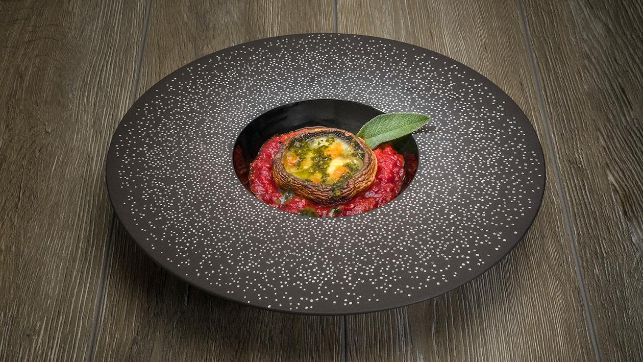 Ciuperci Parmiggiana cu mozzarella bocconcini si pesto Ciuperci Parmiggiana cu mozzarella bocconcini si pesto
