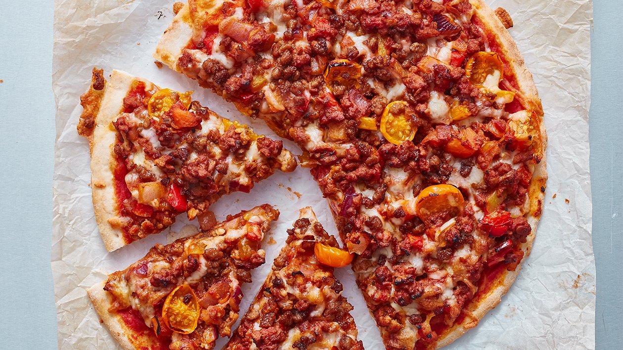 Pizza vegana NoMince cu rosii cherry Pizza vegana NoMince cu rosii cherry