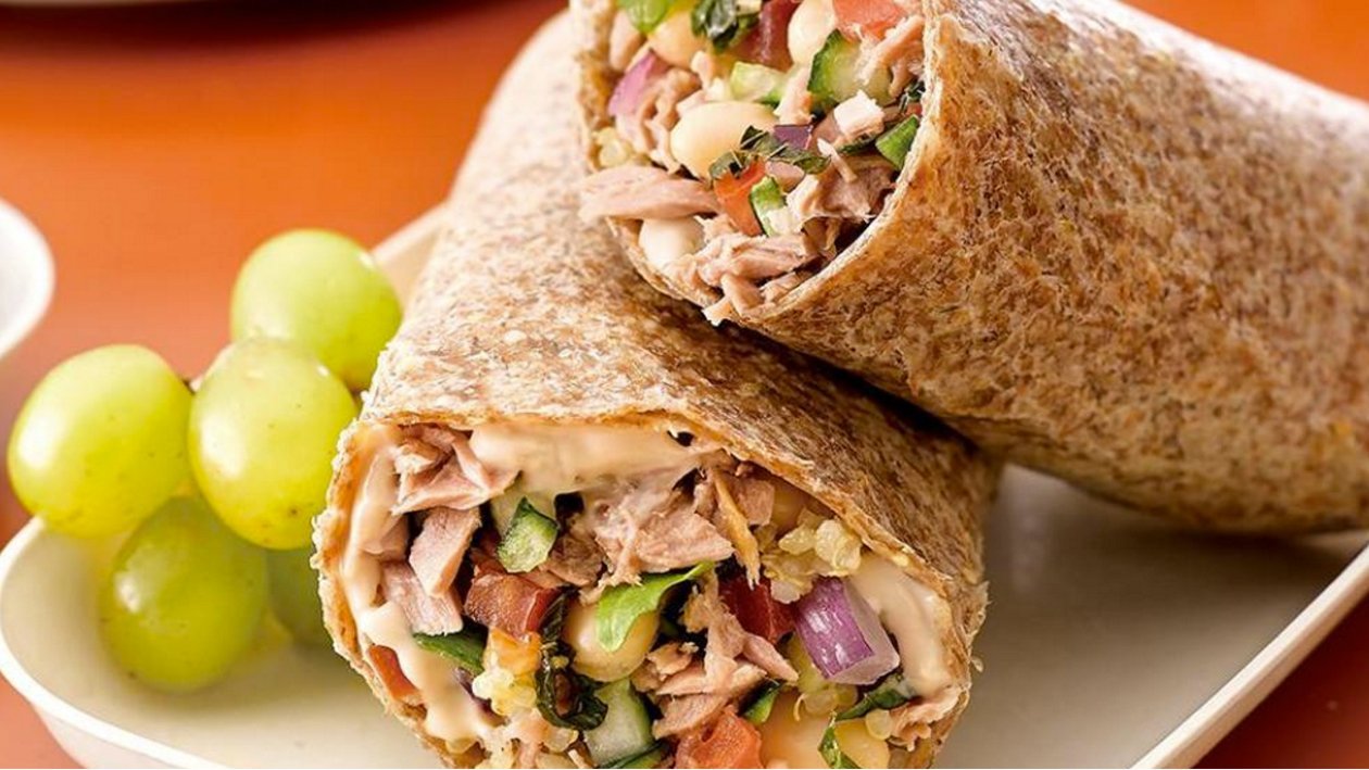 Wrap cu ton si fasole alba Wrap cu ton si fasole alba