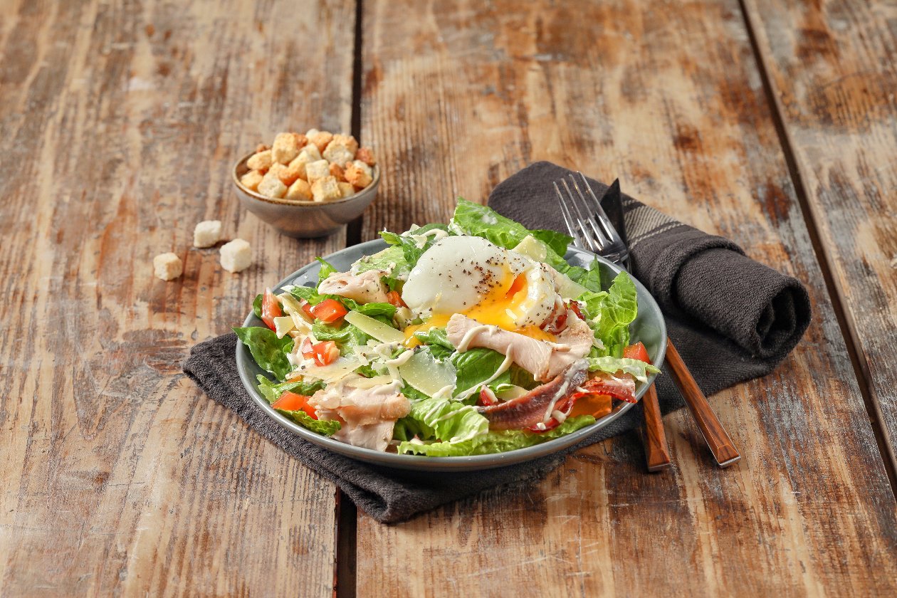 Классический салат Цезарь с курицей Классический салат Цезарь с курицей