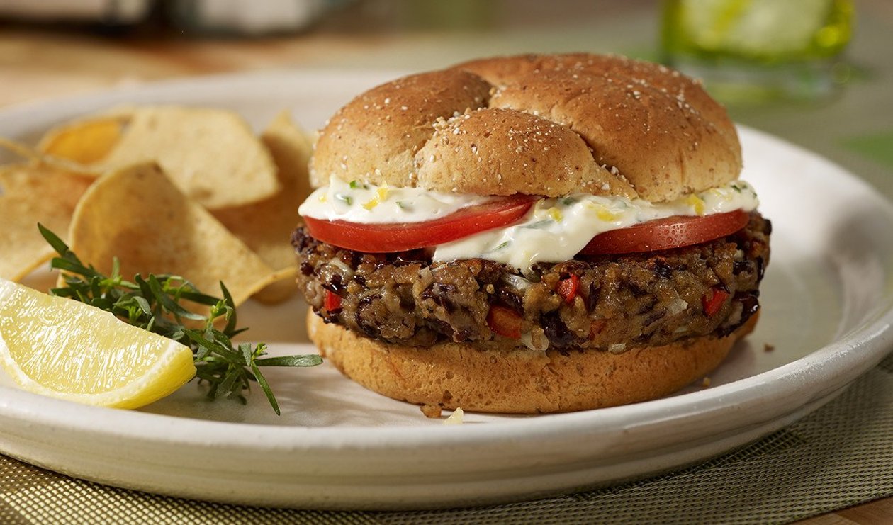 Vegetariánsky Hamburger s červenou fazuľou Vegetariánsky Hamburger s červenou fazuľou