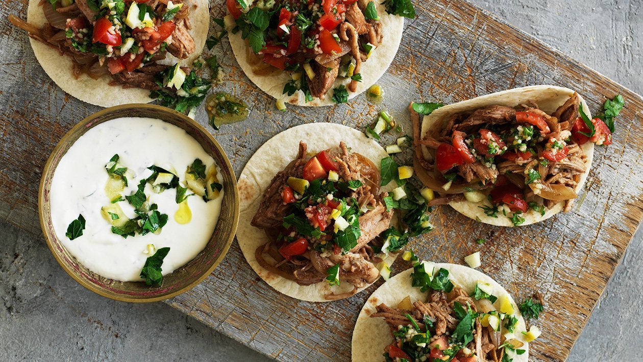 Babyshawarma med mynta- och citrusdressing Babyshawarma med mynta- och citrusdressing