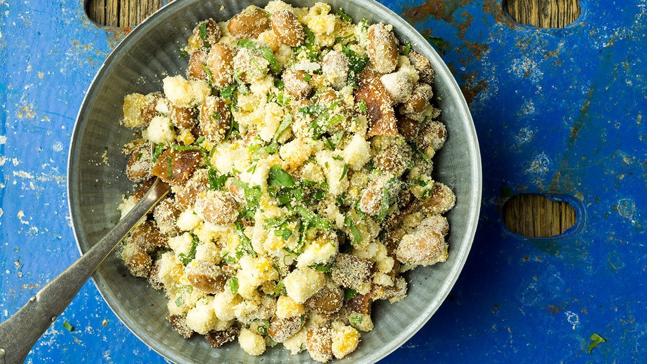 Farofa på ströbröd med bacon och ägg Farofa på ströbröd med bacon och ägg