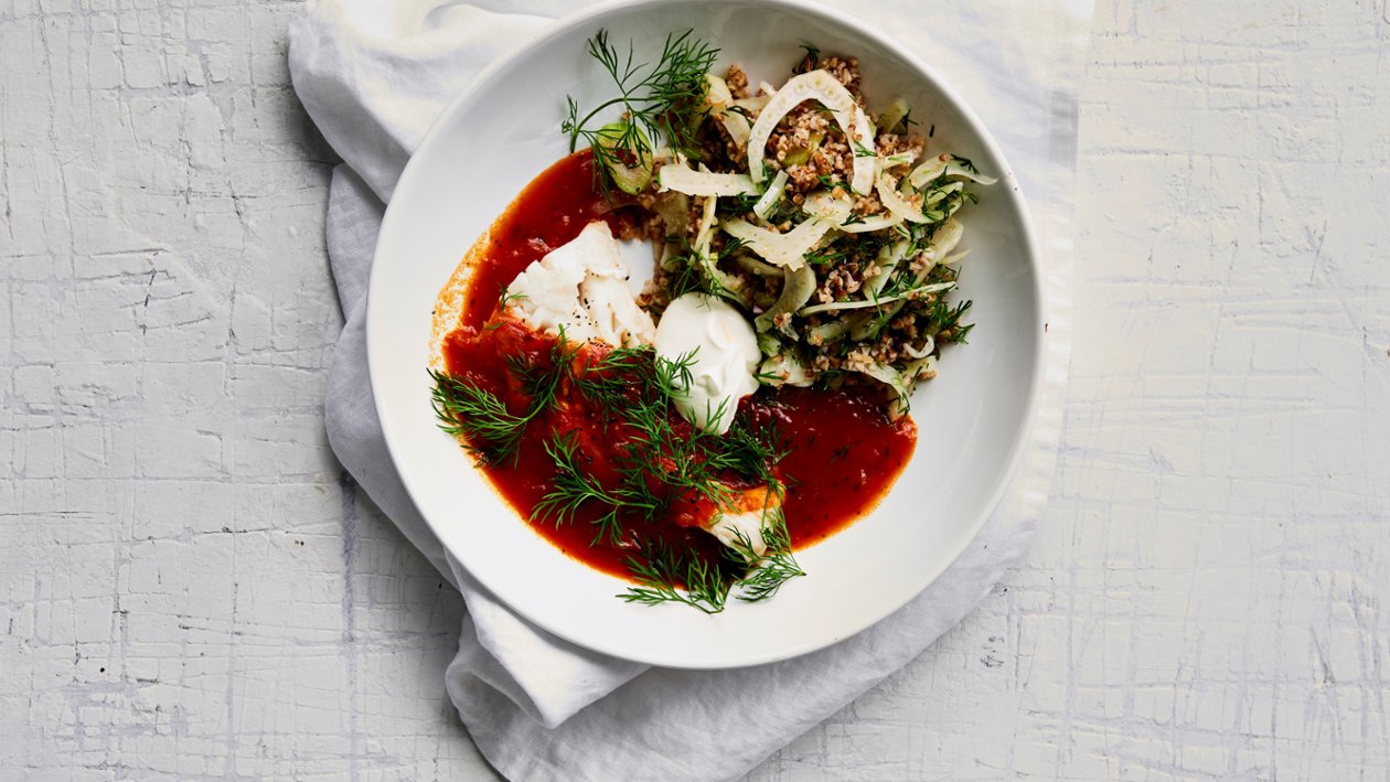 Fisk med medelhavsörter och tomat Fisk med medelhavsörter och tomat