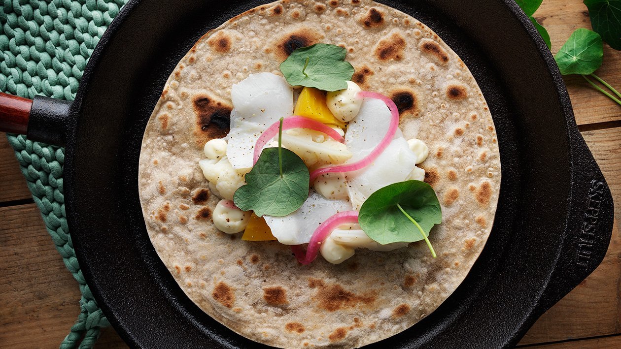 Island Flatbread med torsk, citronmajonnäs, pickels och krasse Island Flatbread med torsk, citronmajonnäs, pickels och krasse