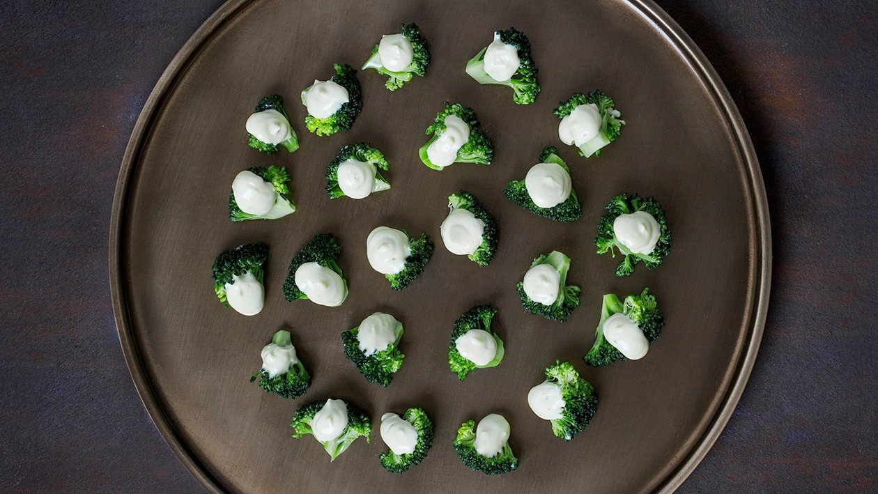 Jalapeñomajonnäs med broccoli Jalapeñomajonnäs med broccoli