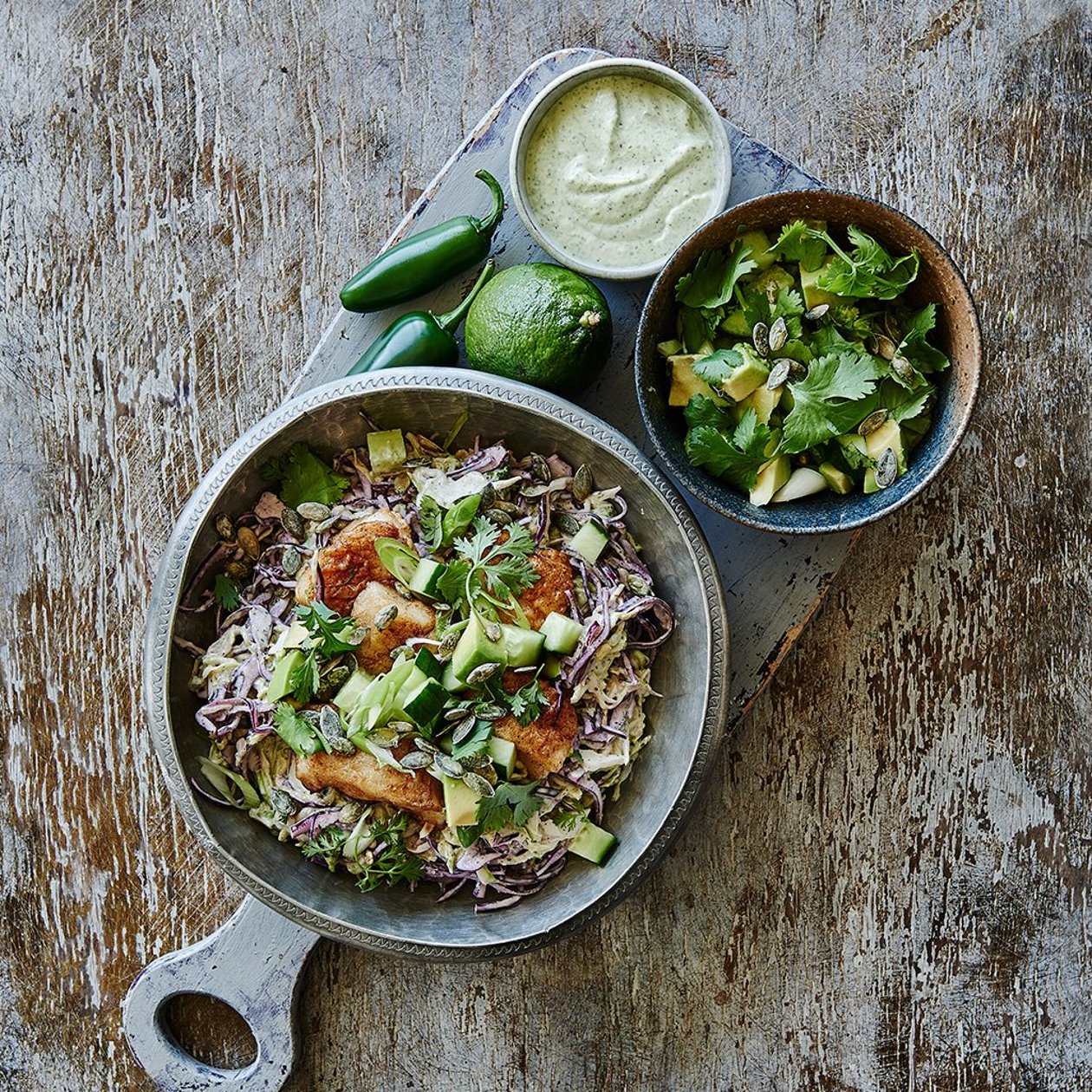 Kryddig fisk med krämig Mexikansk lime slaw Kryddig fisk med krämig Mexikansk lime slaw