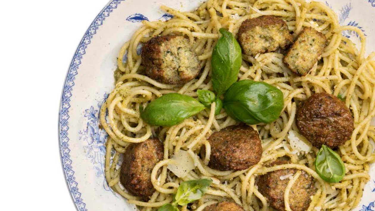 Pasta med pesto & falafel Pasta med pesto & falafel