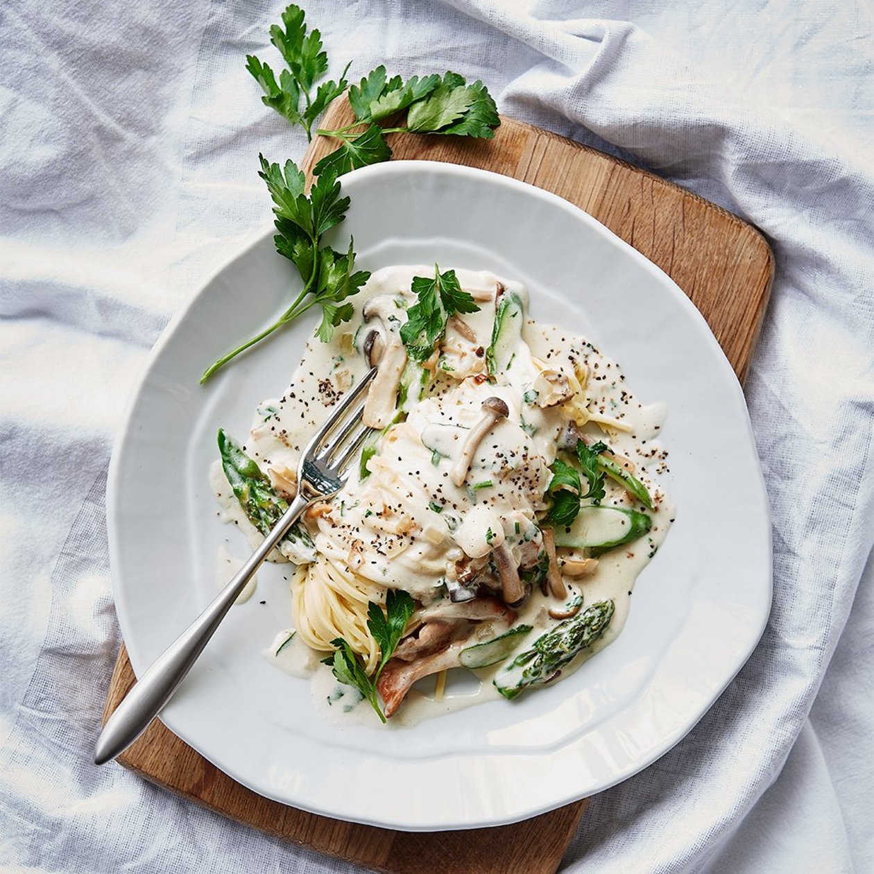 Pasta med sparris och svamp Pasta med sparris och svamp
