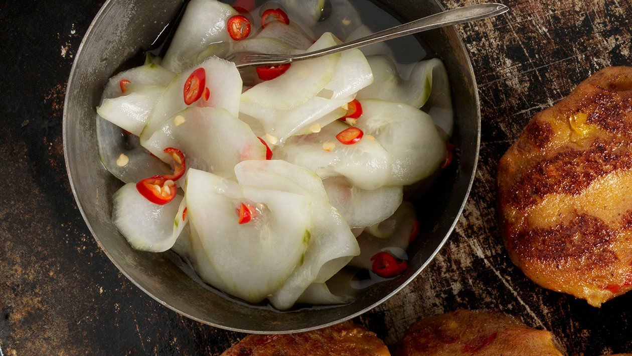 Picklad piri piri-gurka med koriander Picklad piri piri-gurka med koriander