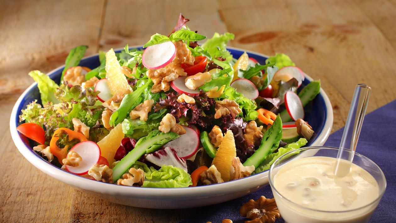 Ceviz Soslu Akdeniz Salata Ceviz Soslu Akdeniz Salata
