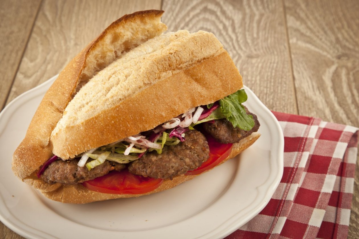 Köfte Ekmek -1- Köfte Ekmek -1-