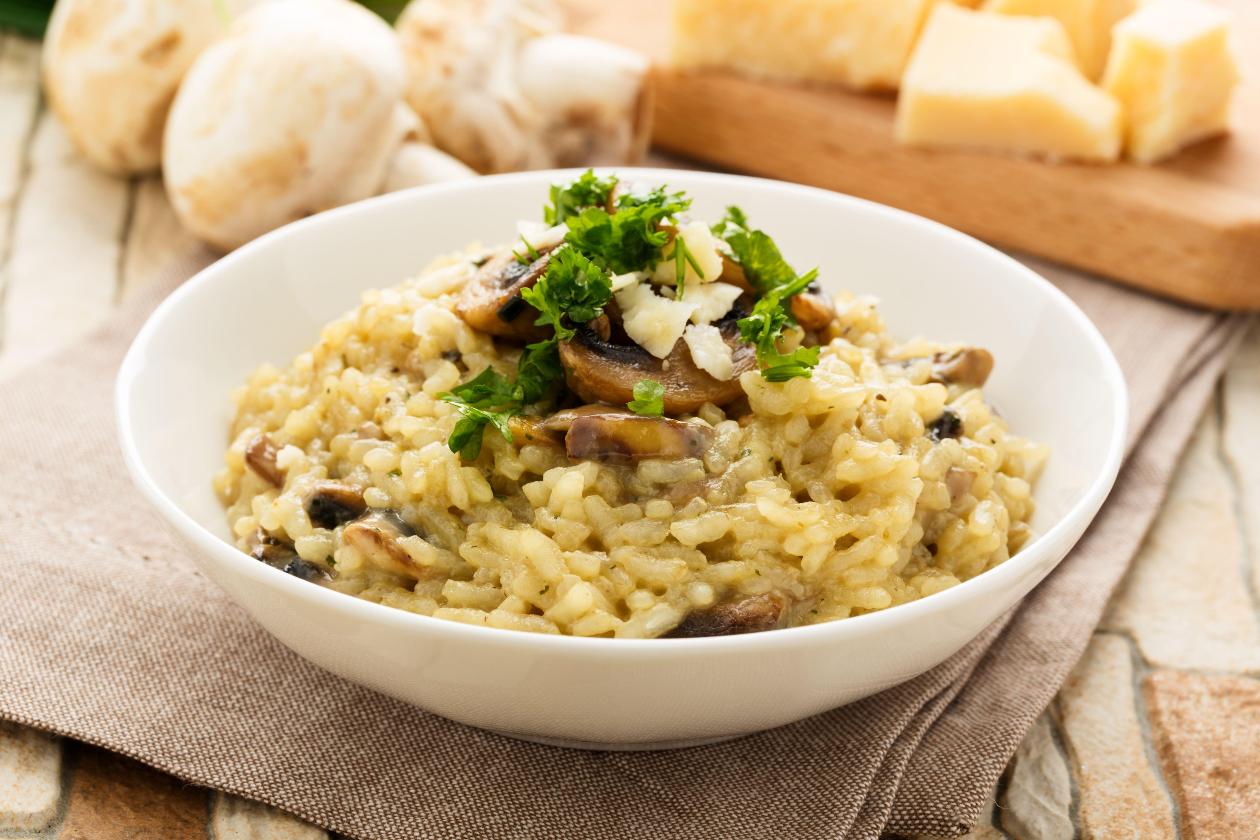 Mantarlı Ve Parmesan Peynirli Risotto Mantarlı Ve Parmesan Peynirli Risotto
