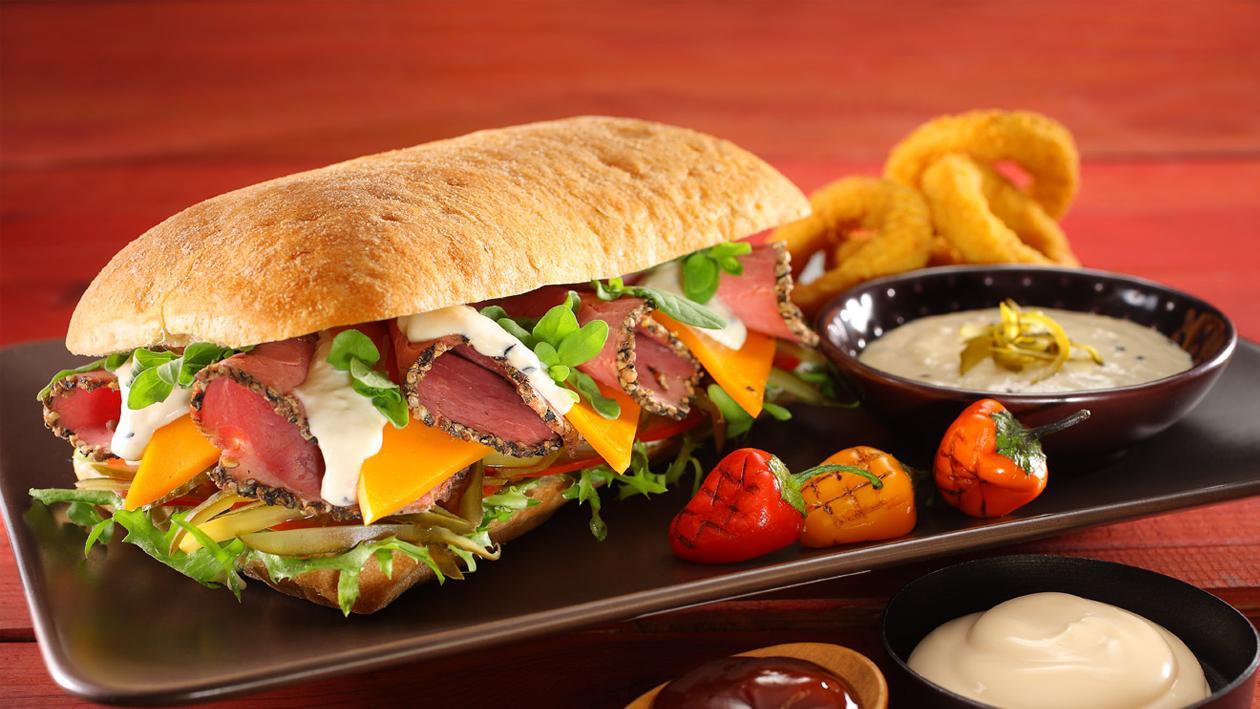 Rozbif ve Patlıcanlı Panini Rozbif ve Patlıcanlı Panini