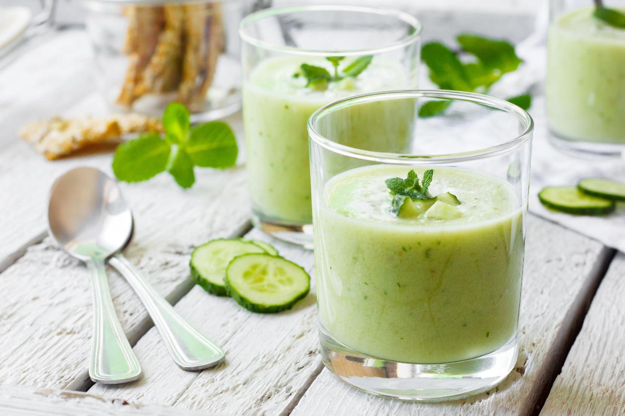 Salatalık Gazpacho, Avakado ve Nane ile Salatalık Gazpacho, Avakado ve Nane ile