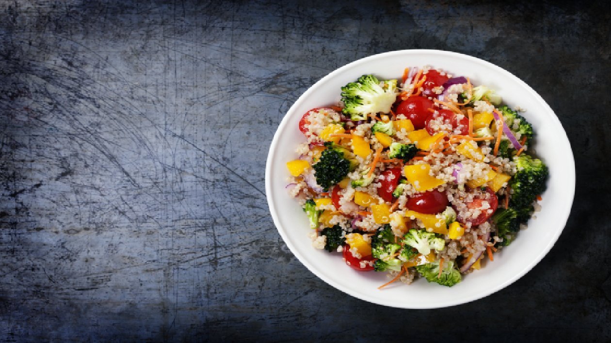 Tahıllı Brokoli Salatası Tahıllı Brokoli Salatası