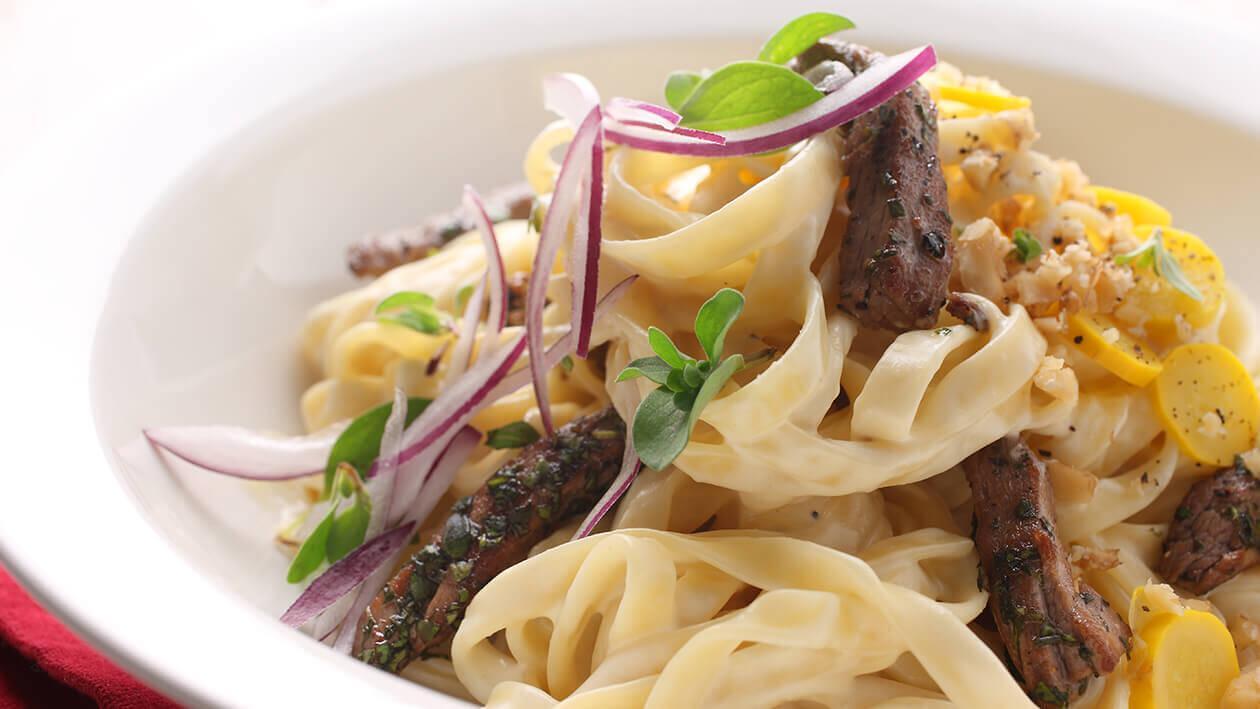 Truf Mantarlı ve Bonfileli Tagliatelle Truf Mantarlı ve Bonfileli Tagliatelle