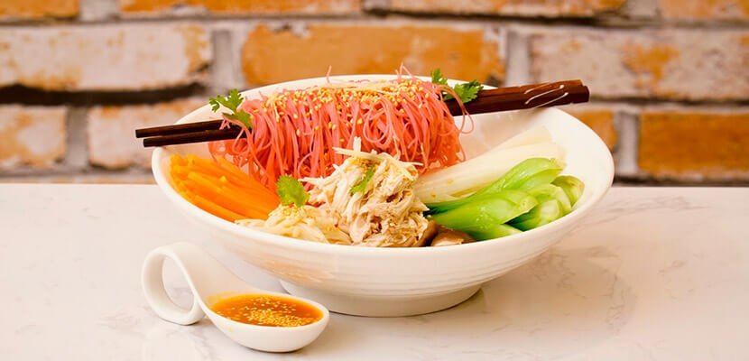 Bún Gạo Lứt Trộn Gà Xé Bún Gạo Lứt Trộn Gà Xé