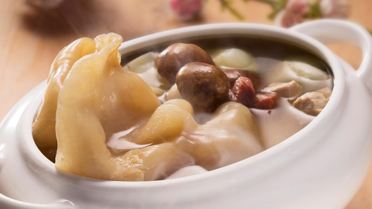 菜膽松茸燉花膠 – 食譜詳情 菜膽松茸燉花膠 – 食譜詳情